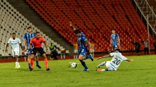 Roue vélo gravel : l'essentiel pour vos aventures tout terrain