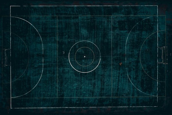 Quels sont les avantages de l'entraînement en altitude pour les coureurs de fond ?